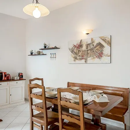 Casa Fuori Di Mare *